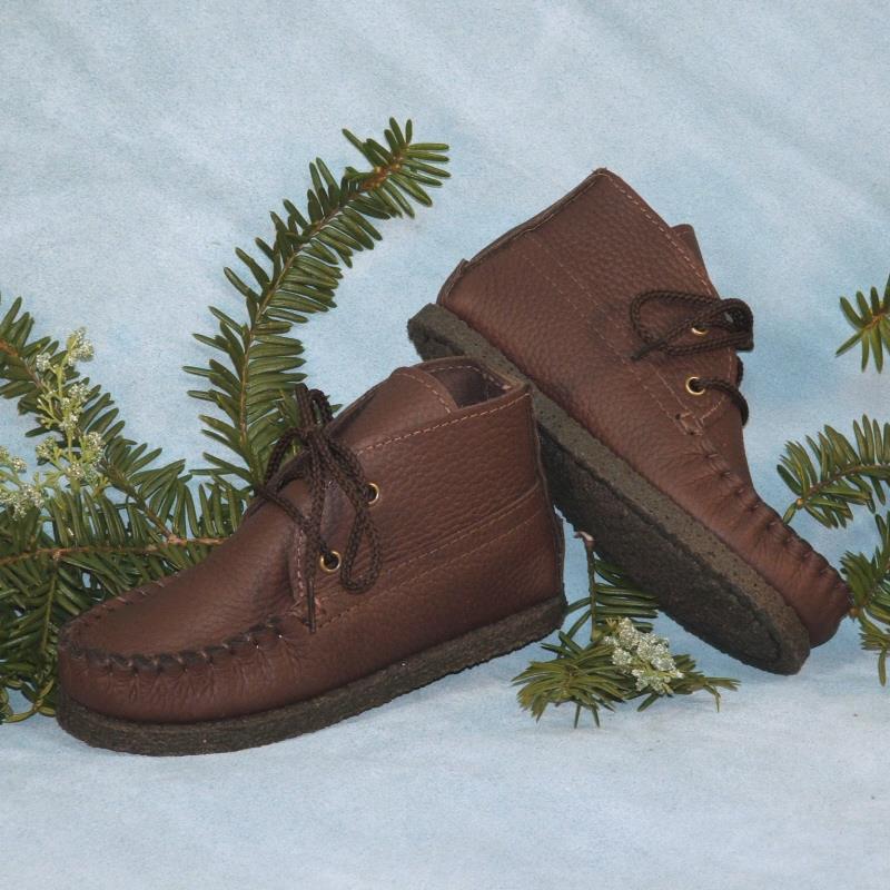 Cowhide Chukka Boots in Brown For Children
