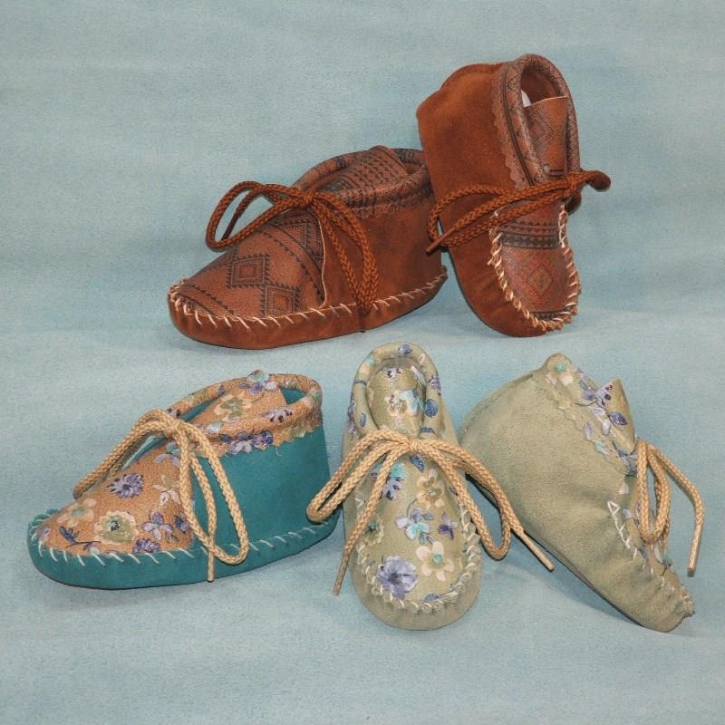 Cute Little Infant Patterned Suede Booties